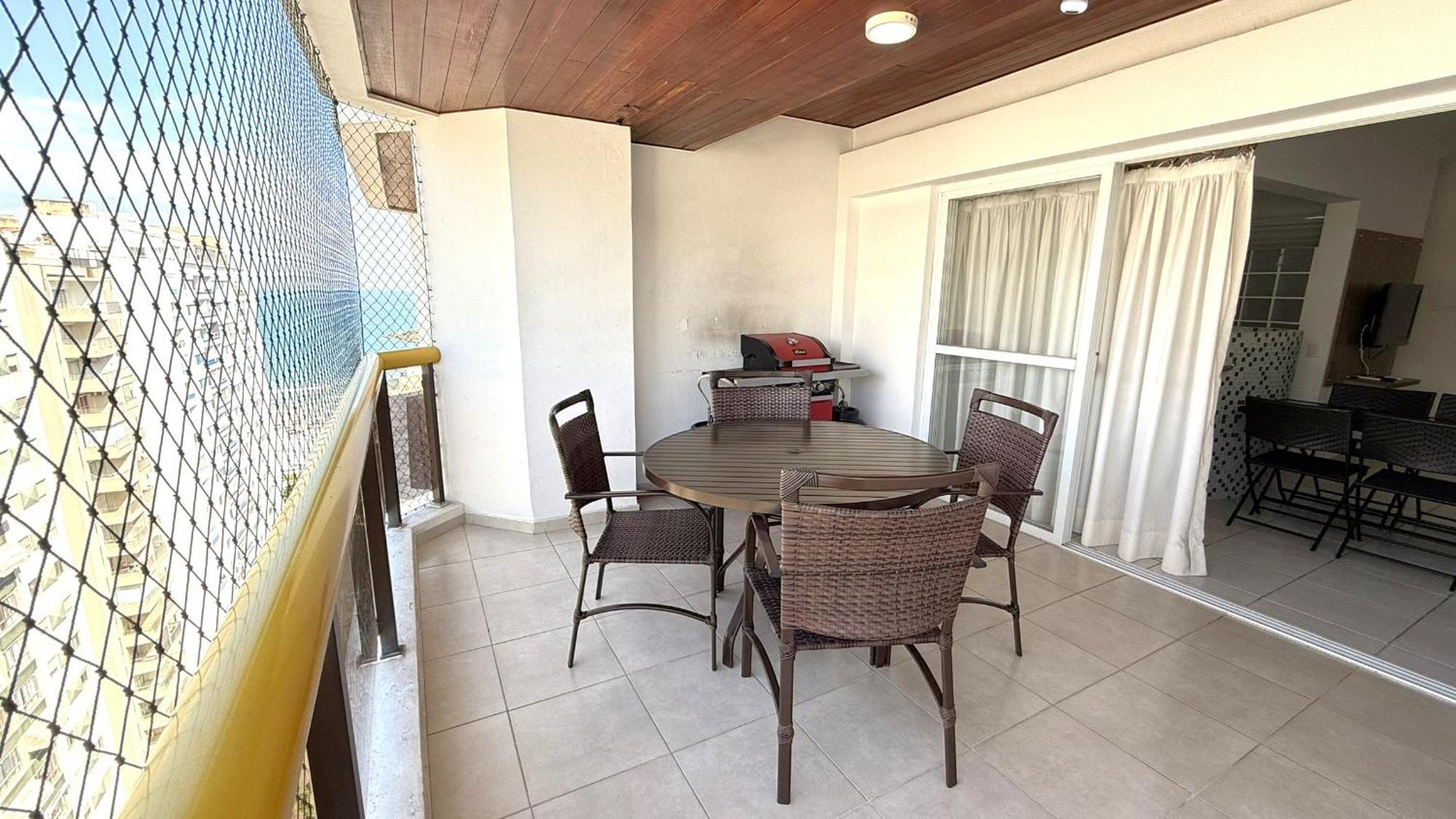 Flat A 1 Quadra Da Praia Das Pitangueiras - Ar Condicionado - 6 Pessoas Guarujá Kültér fotó
